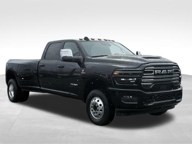 2025 RAM Ram 3500 RAM 3500 LARAMIE CREW CAB 4X4 8 BOX