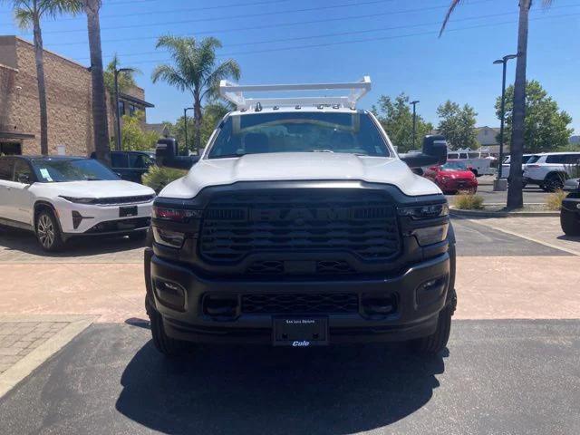 2025 RAM Ram 5500 Chassis Cab RAM 5500 TRADESMAN CHASSIS REGULAR CAB 4X4 84 CA 2025 RAM Ram 5500 Chassis Cab RAM 5500 TRADESMAN CHASSIS REGULAR CAB 4X4 84 CA