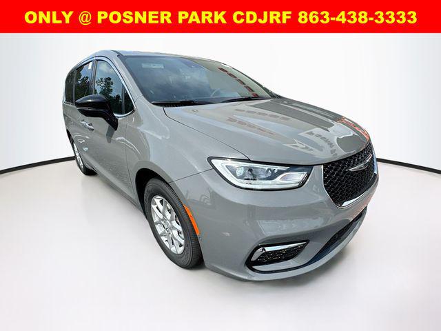 2025 Chrysler Pacifica PACIFICA SELECT