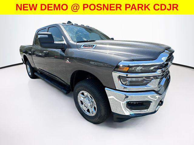 2025 RAM Ram 2500 RAM 2500 TRADESMAN CREW CAB 4X4 64 BOX