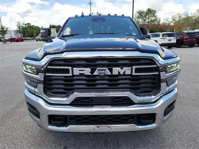 2025 RAM Ram 2500 RAM 2500 TRADESMAN CREW CAB 4X4 64 BOX