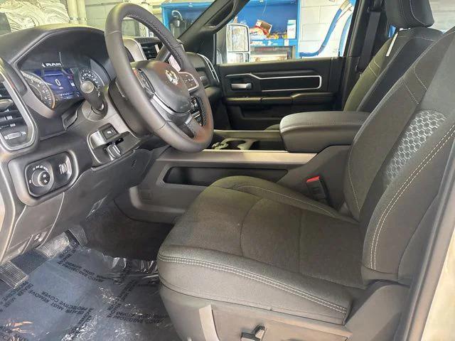 2025 RAM Ram 2500 RAM 2500 BIG HORN CREW CAB 4X4 64 BOX