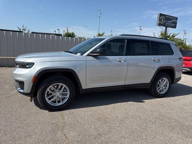 2025 Jeep Grand Cherokee GRAND CHEROKEE L LAREDO 4X2