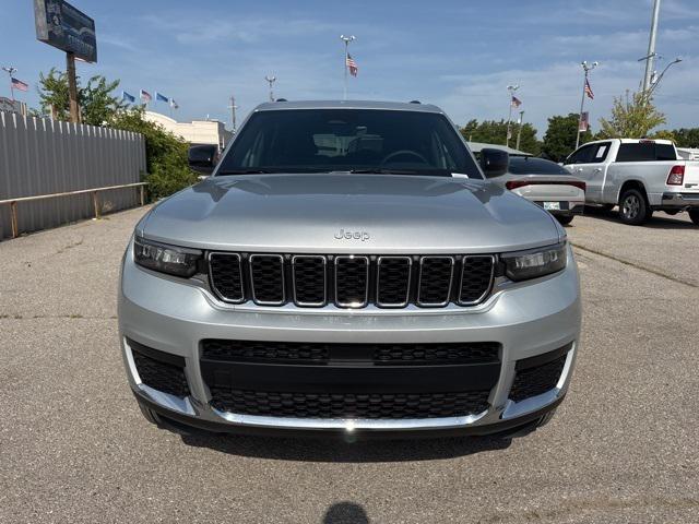 2025 Jeep Grand Cherokee GRAND CHEROKEE L LAREDO 4X2