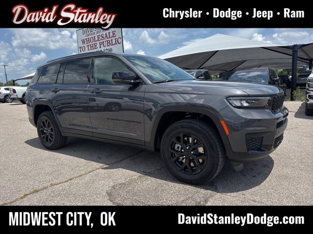 2025 Jeep Grand Cherokee GRAND CHEROKEE L ALTITUDE 4X2