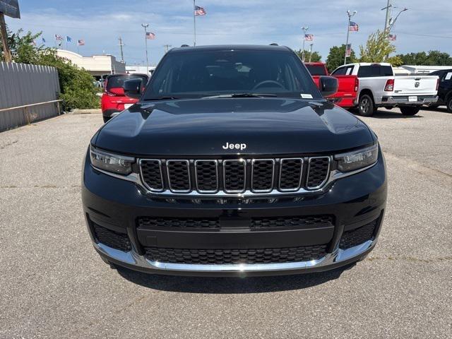 2025 Jeep Grand Cherokee GRAND CHEROKEE L LAREDO 4X2