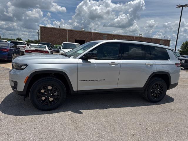 2025 Jeep Grand Cherokee GRAND CHEROKEE L ALTITUDE X 4X2