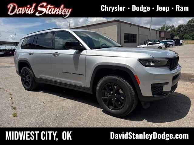 2025 Jeep Grand Cherokee GRAND CHEROKEE L ALTITUDE 4X2