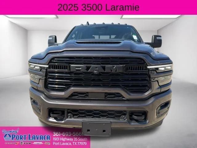 2025 RAM Ram 3500 RAM 3500 LARAMIE CREW CAB 4X4 8 BOX 2025 RAM Ram 3500 RAM 3500 LARAMIE CREW CAB 4X4 8 BOX