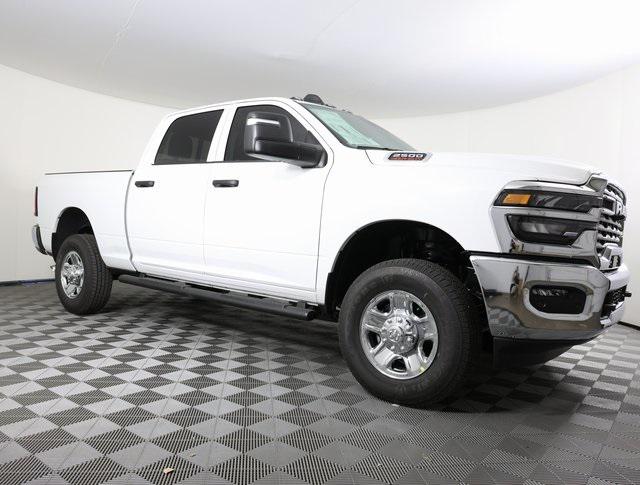 2025 RAM Ram 2500 RAM 2500 TRADESMAN CREW CAB 4X4 64 BOX
