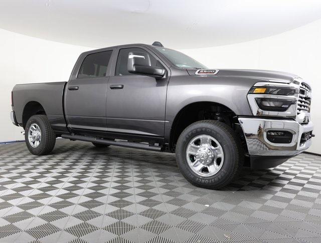 2025 RAM Ram 2500 RAM 2500 TRADESMAN CREW CAB 4X4 64 BOX