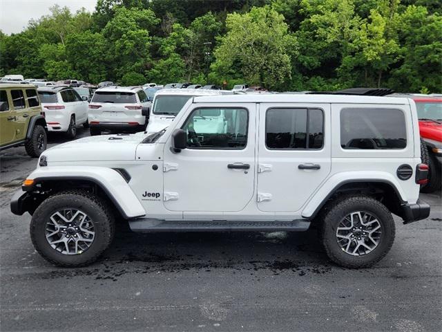 2025 Jeep Wrangler WRANGLER 4-DOOR SAHARA