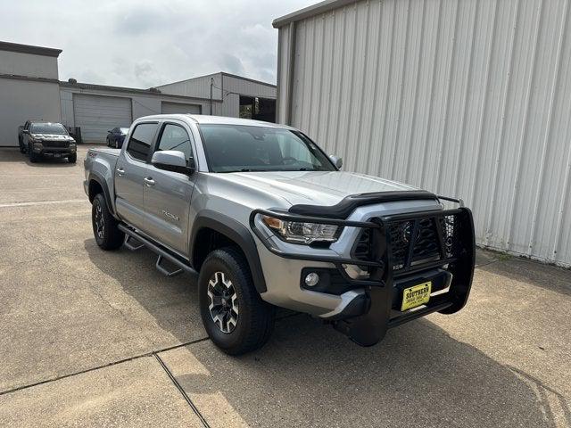 2022 Toyota Tacoma Base