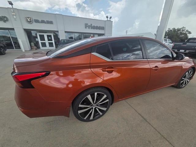 2022 Nissan Altima SR FWD 2022 Nissan Altima SR FWD