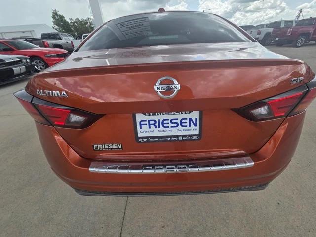 2022 Nissan Altima SR FWD 2022 Nissan Altima SR FWD