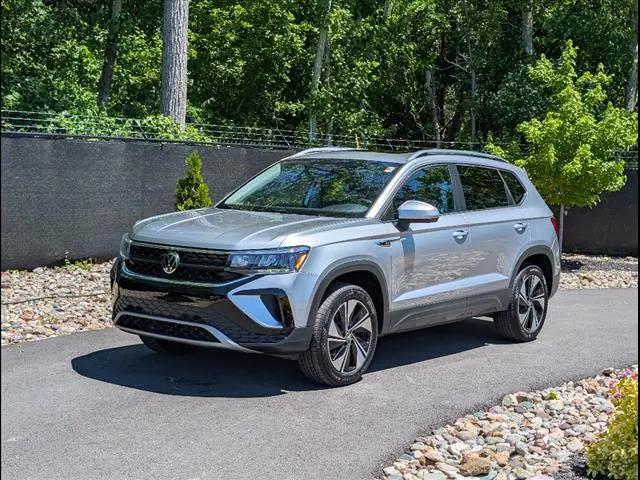 2024 Volkswagen Taos 1.5T SE 2024 Volkswagen Taos 1.5T SE