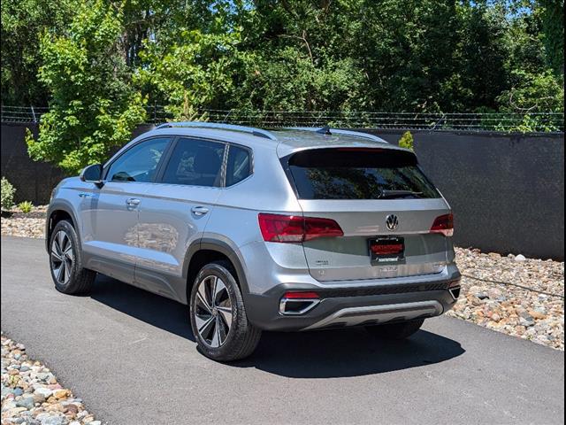 2024 Volkswagen Taos 1.5T SE 2024 Volkswagen Taos 1.5T SE