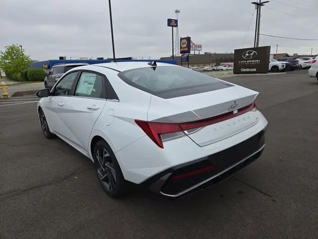 2025 Hyundai Elantra Hybrid Limited