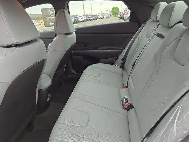2025 Hyundai Elantra Hybrid Limited
