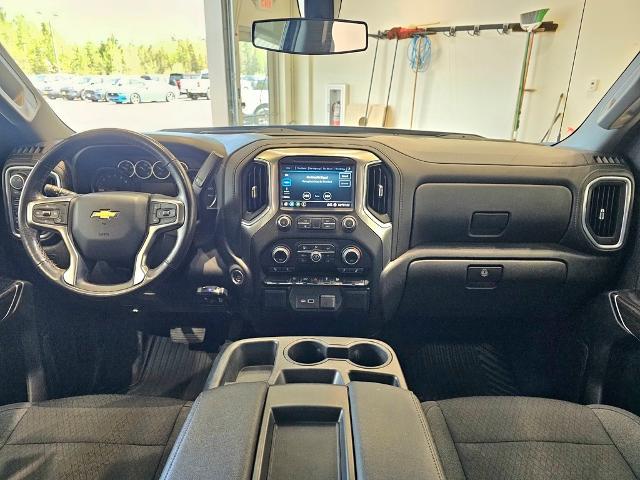 2022 Chevrolet Silverado 1500 4WD Crew Cab Short Bed LT