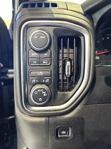 2022 Chevrolet Silverado 1500 4WD Crew Cab Short Bed LT
