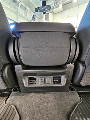 2022 Chevrolet Silverado 1500 4WD Crew Cab Short Bed LT
