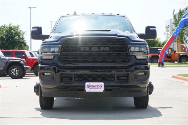 2024 RAM 3500 Limited Mega Cab 4x4 64 Box
