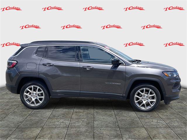 2022 Jeep Compass Latitude Lux 4x4