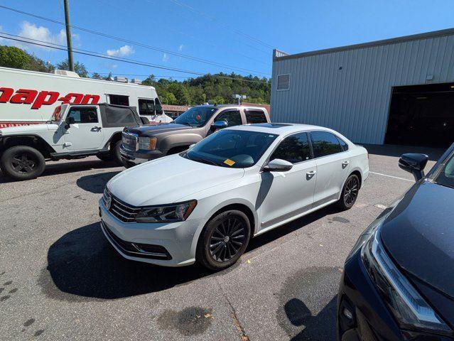 2016 Volkswagen Passat 1.8T SE