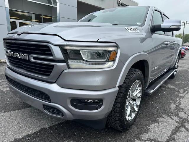 2022 RAM 1500 Laramie Crew Cab 4x4 57 Box
