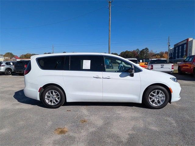 2024 Chrysler Pacifica Touring L 2024 Chrysler Pacifica Touring L