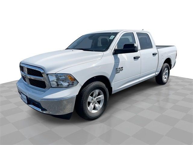 2023 RAM 1500 Classic SLT Crew Cab 4x2 57 Box
