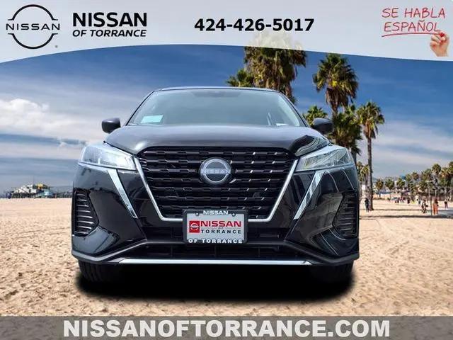 2025 Nissan Kicks S