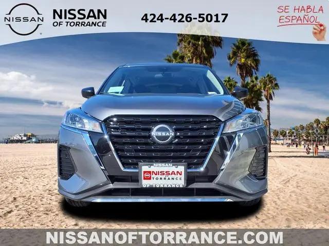 2025 Nissan Kicks S