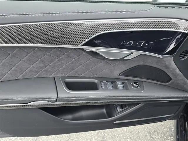 2025 Audi S8 TFSI quattro Tiptronic