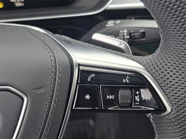 2025 Audi S8 TFSI quattro Tiptronic