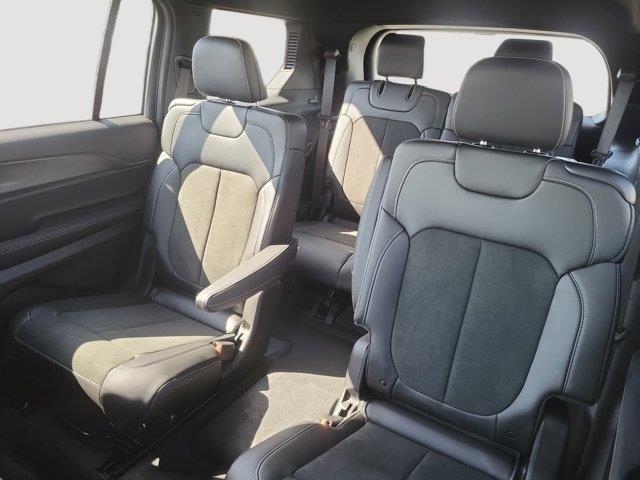 2025 Jeep Grand Cherokee L Altitude X 4x4