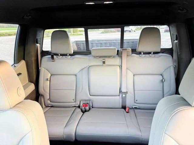 2025 Chevrolet Silverado 1500 4WD Crew Cab Short Bed RST