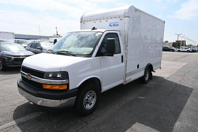 2025 Chevrolet Express Cutaway Work Van
