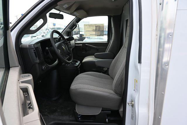 2025 Chevrolet Express Cutaway Work Van