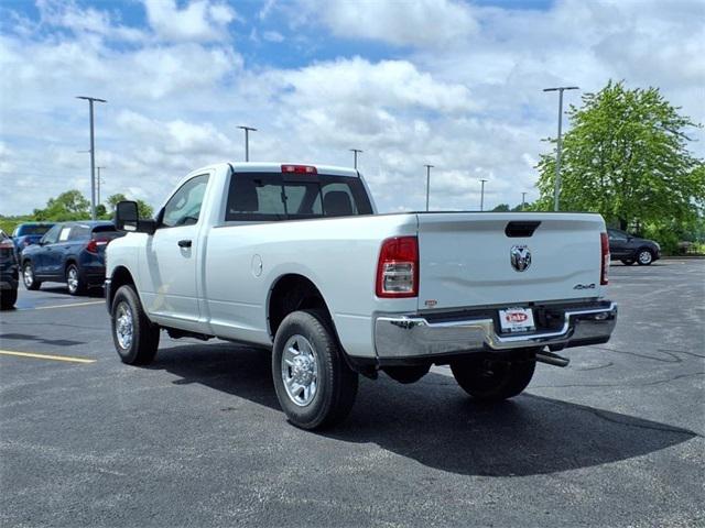 2024 RAM 3500 Tradesman Regular Cab 4x4 8 Box