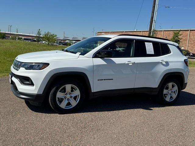 2022 Jeep Compass Latitude FWD