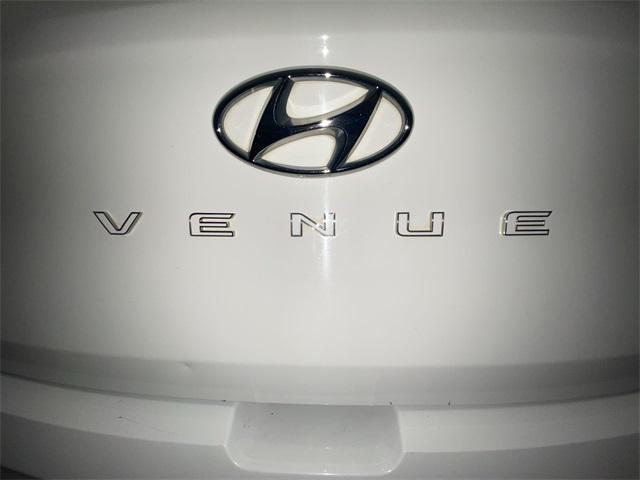 2021 Hyundai Venue SE