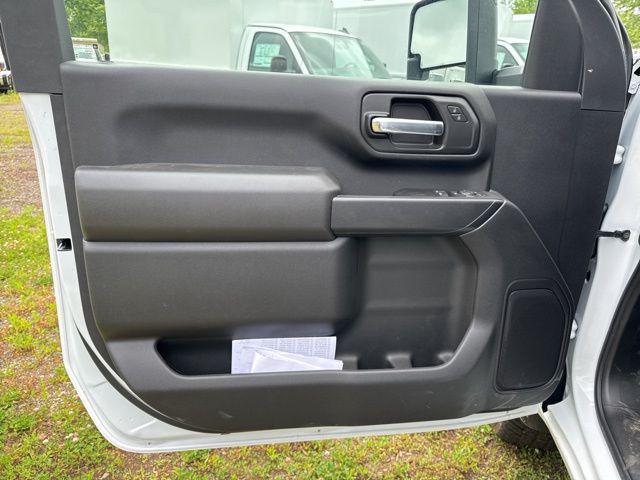 2025 GMC Sierra 3500HD 2WD Regular Cab Long Bed Pro