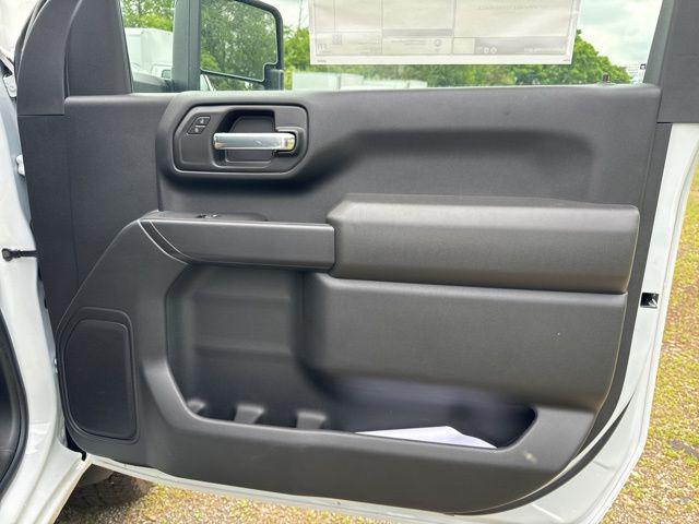 2025 GMC Sierra 3500HD 2WD Regular Cab Long Bed Pro