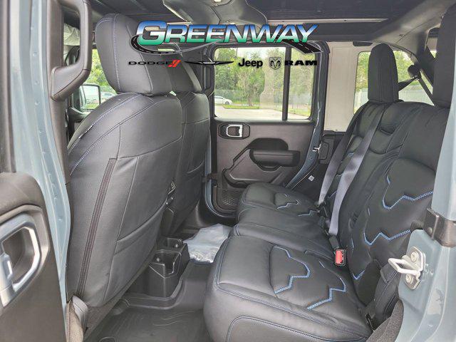 2025 Jeep Wrangler 4-Door Willys 4x4