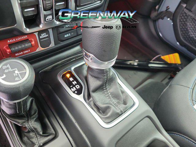 2025 Jeep Wrangler 4-Door Willys 4x4