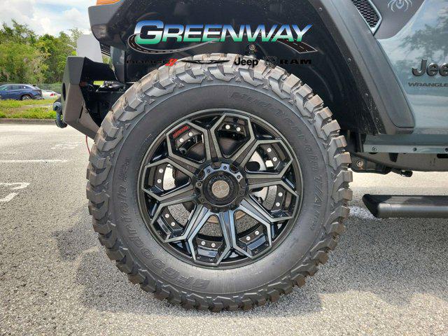 2025 Jeep Wrangler 4-Door Willys 4x4