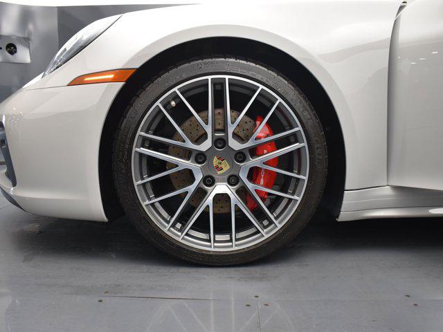 2023 Porsche 911 Carrera S Cabriolet