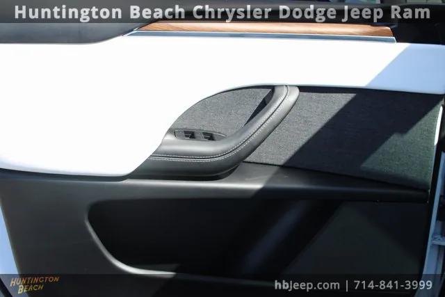 2022 Tesla Model X Dual Motor All-Wheel Drive